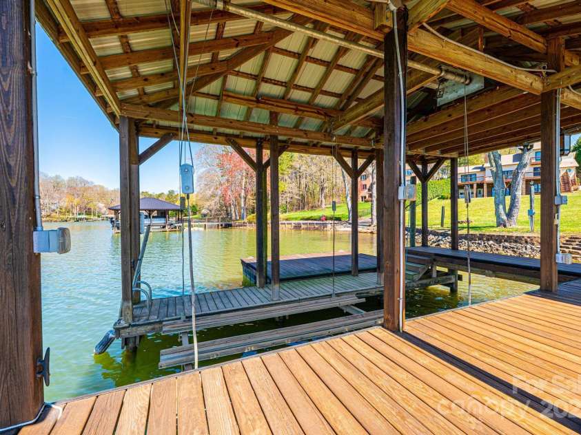 343 River Haven Drive, Taylorsville, NC 28681.  MLS# CAR4239954, YatesRealty ID 12519. 