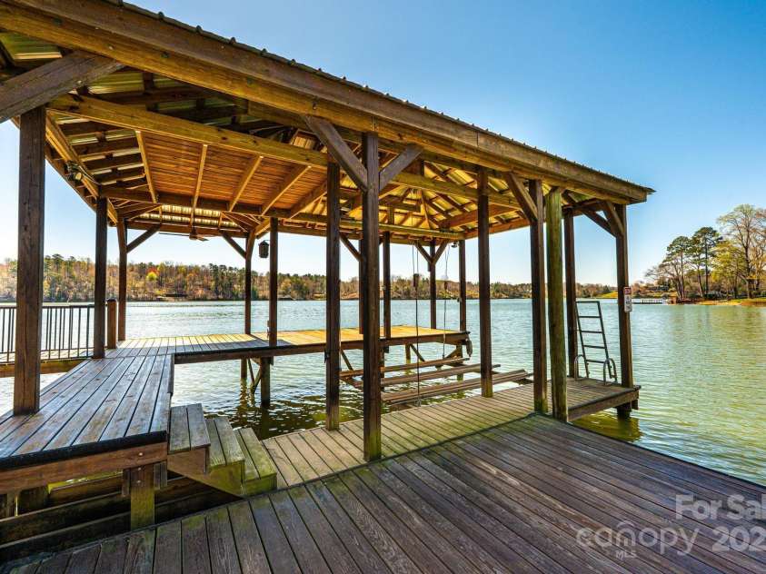 343 River Haven Drive, Taylorsville, NC 28681.  MLS# CAR4239954, YatesRealty ID 12519. 