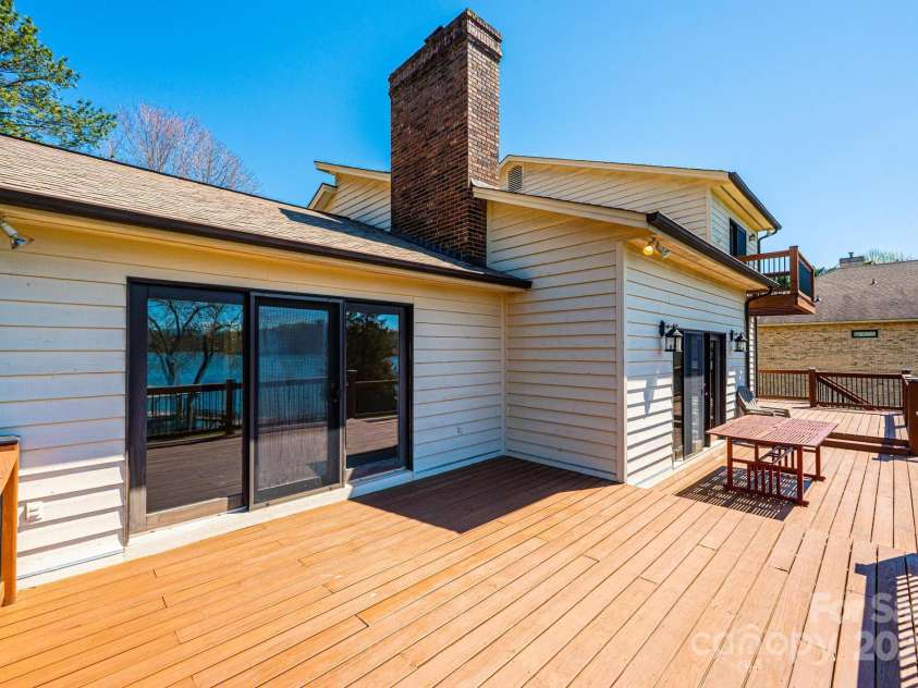 343 River Haven Drive, Taylorsville, NC 28681.  MLS# CAR4239954, YatesRealty ID 12519. 