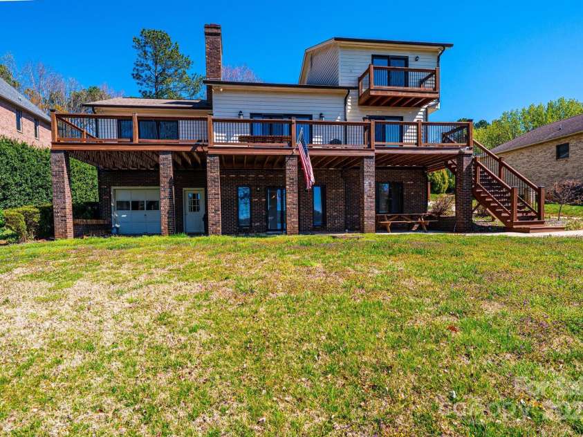 343 River Haven Drive, Taylorsville, NC 28681.  MLS# CAR4239954, YatesRealty ID 12519. 