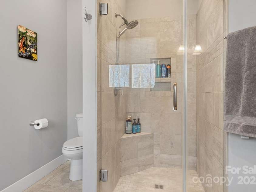 6 Temujin Drive, Leicester, NC 28748.  MLS# CAR4285175, YatesRealty ID 1252. 