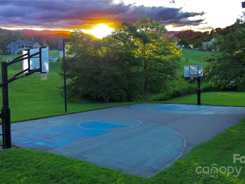 6 Temujin Drive, Leicester, NC 28748.  MLS# CAR4285175, YatesRealty ID 1252. Basketball Court