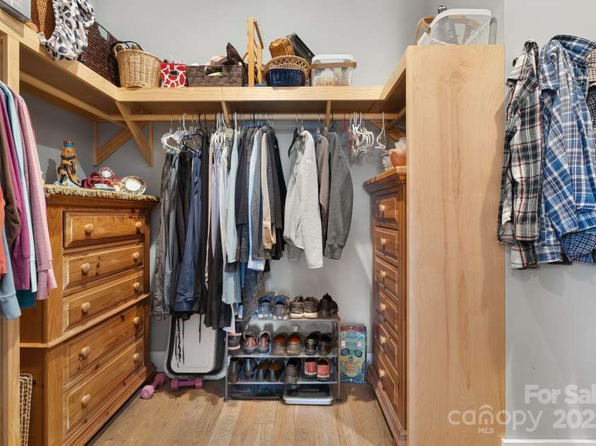6 Temujin Drive, Leicester, NC 28748.  MLS# CAR4285175, YatesRealty ID 1252. Primary Closet on the main level