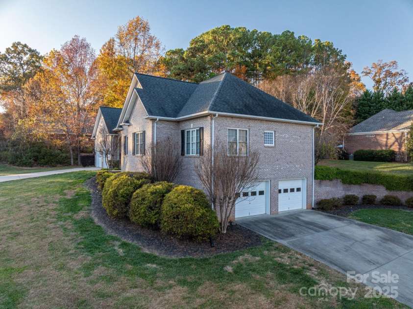7522 Turnberry Lane, Stanley, NC 28164.  MLS# CAR4321686, YatesRealty ID 1252. 