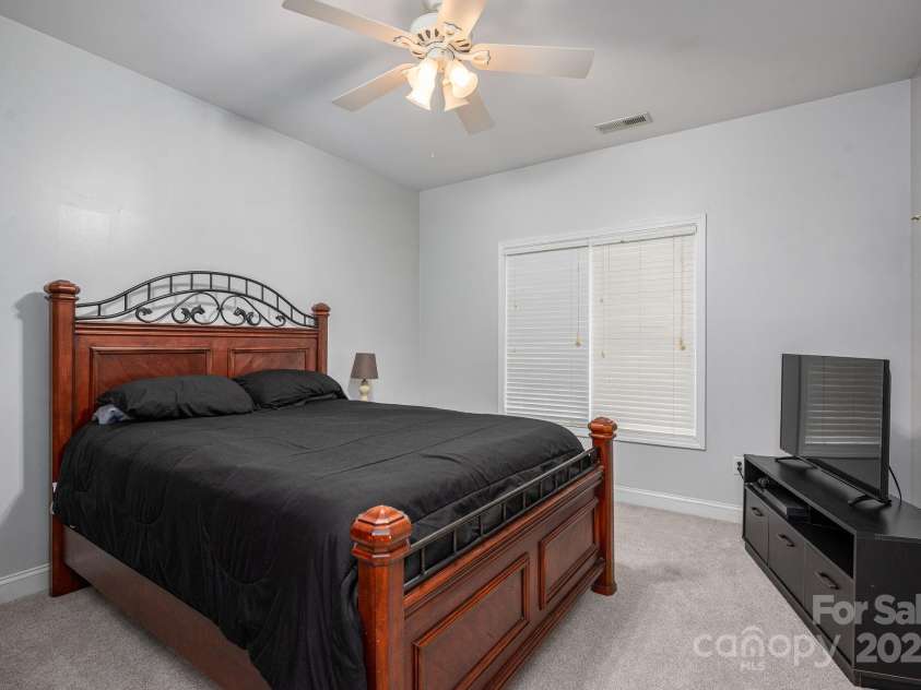 7522 Turnberry Lane, Stanley, NC 28164.  MLS# CAR4321686, YatesRealty ID 1252. Bedroom