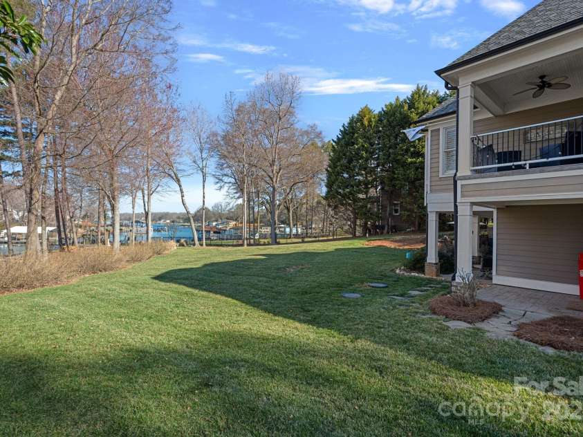 15015 NC Hwy 73 Highway, Huntersville, NC 28078.  MLS# CAR4226627, YatesRealty ID 12520. 