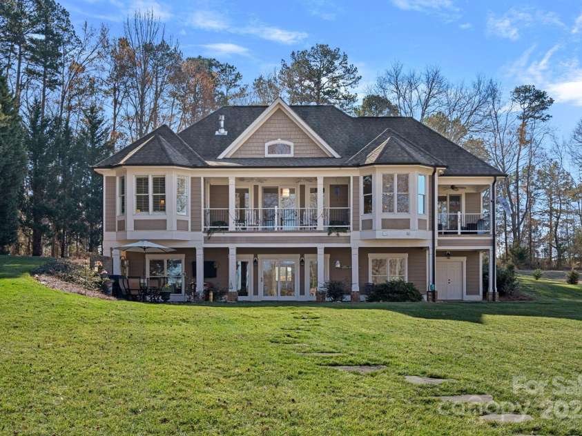 15015 NC Hwy 73 Highway, Huntersville, NC 28078.  MLS# CAR4226627, YatesRealty ID 12520. 