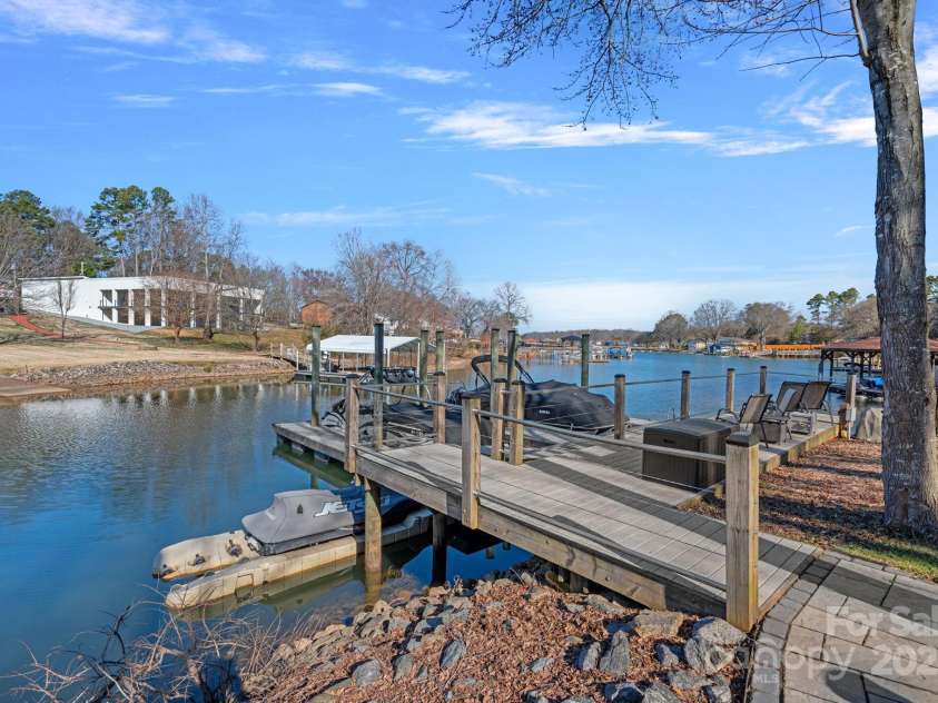 15015 NC Hwy 73 Highway, Huntersville, NC 28078.  MLS# CAR4226627, YatesRealty ID 12520. 