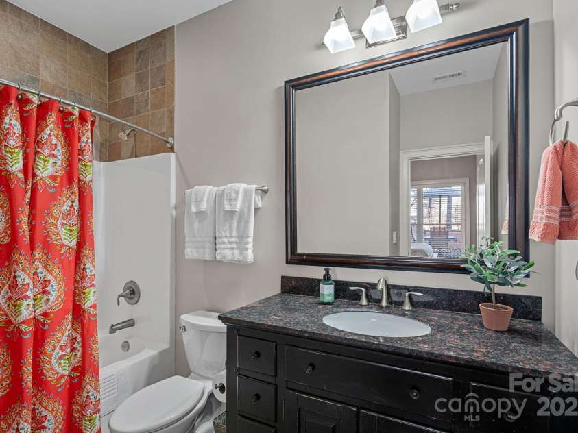 15015 NC Hwy 73 Highway, Huntersville, NC 28078.  MLS# CAR4226627, YatesRealty ID 12520. Ensuite for guest bedroom #2