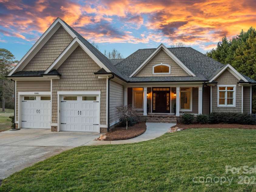 15015 NC Hwy 73 Highway, Huntersville, NC 28078.  MLS# CAR4226627, YatesRealty ID 12520. Welcome to 15015 NC Hwy. 73!