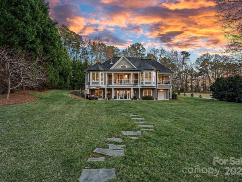 15015 NC Hwy 73 Highway, Huntersville, NC 28078.  MLS# CAR4226627, YatesRealty ID 12520. Welcome to 15015 NC Hwy 73
