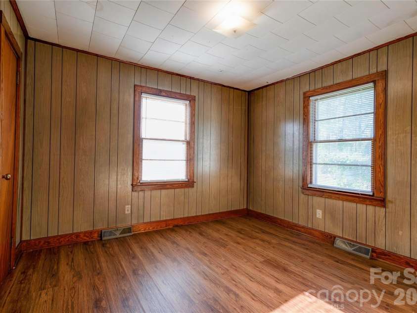 110 Owens Street, Kings Mountain, NC 28086.  MLS# CAR4365519, YatesRealty ID 12523. 
