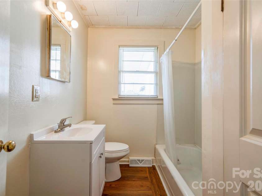 110 Owens Street, Kings Mountain, NC 28086.  MLS# CAR4365519, YatesRealty ID 12523. 