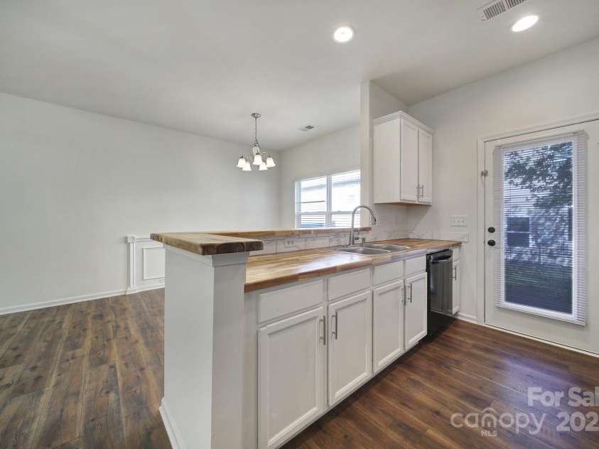 14256 Drake Watch Lane, Charlotte, NC 28262.  MLS# CAR4241598, YatesRealty ID 12524. 