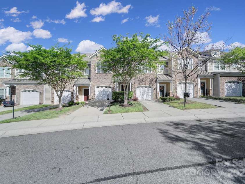 14256 Drake Watch Lane, Charlotte, NC 28262.  MLS# CAR4241598, YatesRealty ID 12524. 