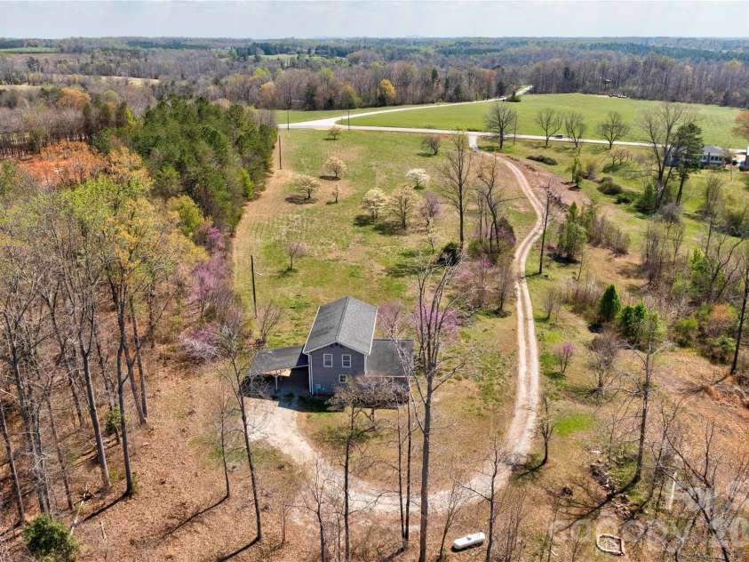 401 Belwood Lawndale Road, Lawndale, NC 28090.  MLS# CAR4357777, YatesRealty ID 12524. 