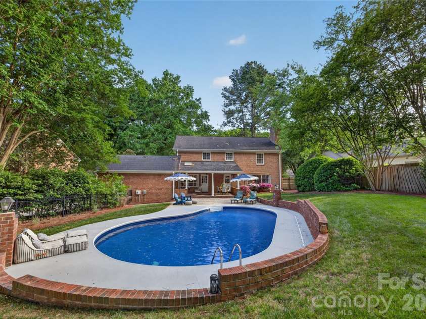 3225 Wamath Drive, Charlotte, NC 28210.  MLS# CAR4369793, YatesRealty ID 12525. 