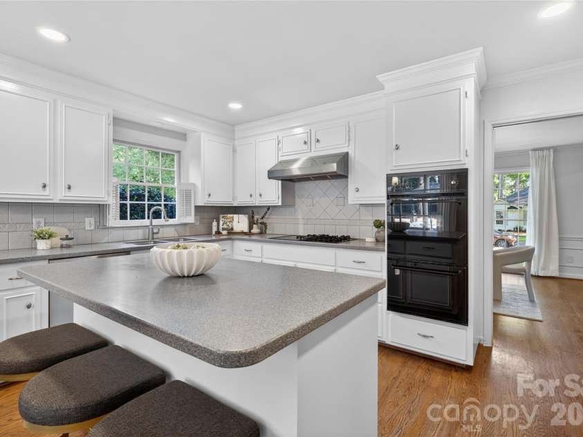 3225 Wamath Drive, Charlotte, NC 28210.  MLS# CAR4369793, YatesRealty ID 12525. 