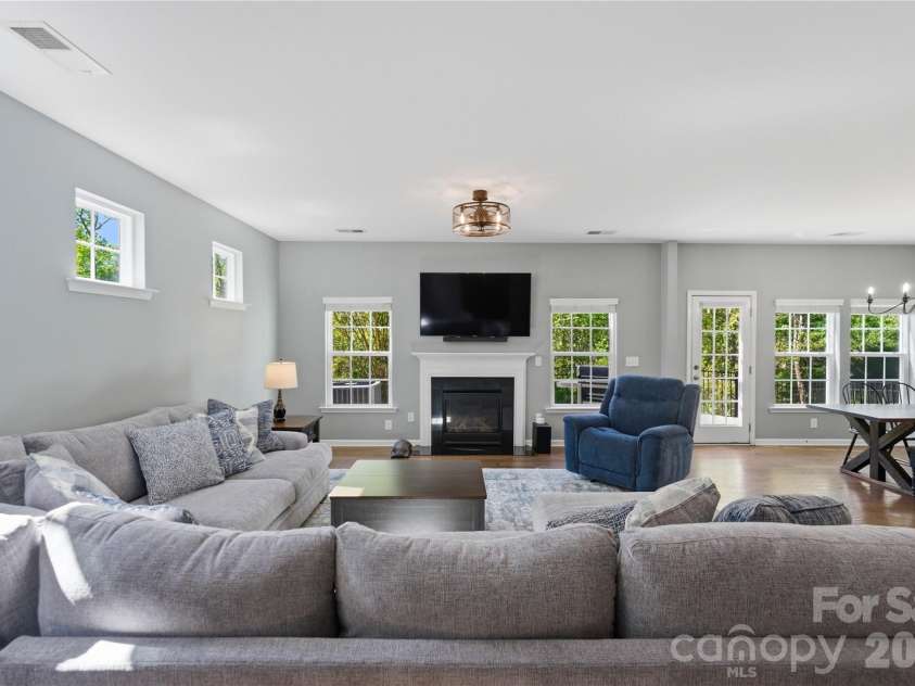 1274 Hideaway Gulch Drive, Fort Mill, SC 29715.  MLS# CAR4368107, YatesRealty ID 12526. 