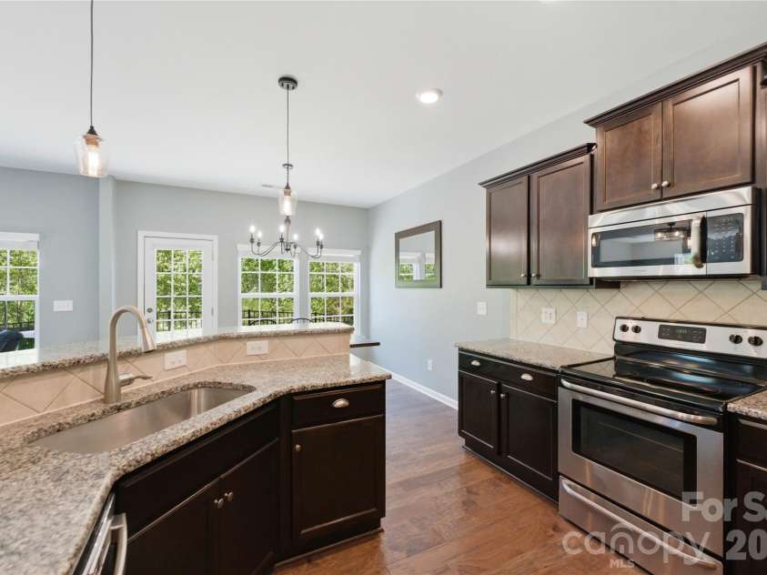 1274 Hideaway Gulch Drive, Fort Mill, SC 29715.  MLS# CAR4368107, YatesRealty ID 12526. 