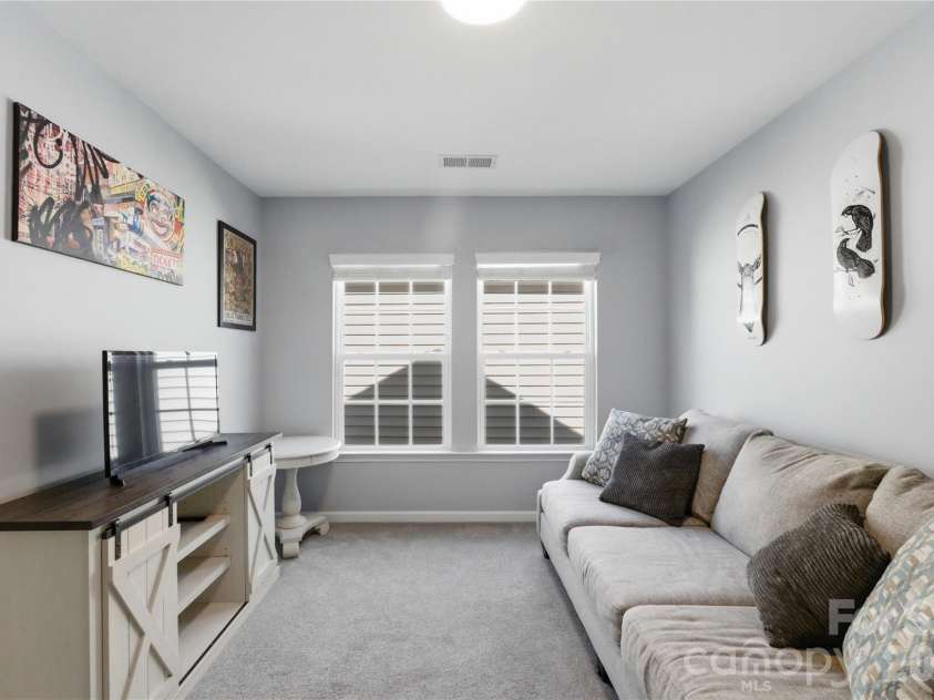 1274 Hideaway Gulch Drive, Fort Mill, SC 29715.  MLS# CAR4368107, YatesRealty ID 12526. 