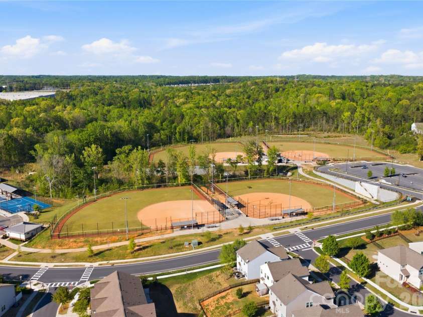 1274 Hideaway Gulch Drive, Fort Mill, SC 29715.  MLS# CAR4368107, YatesRealty ID 12526. 