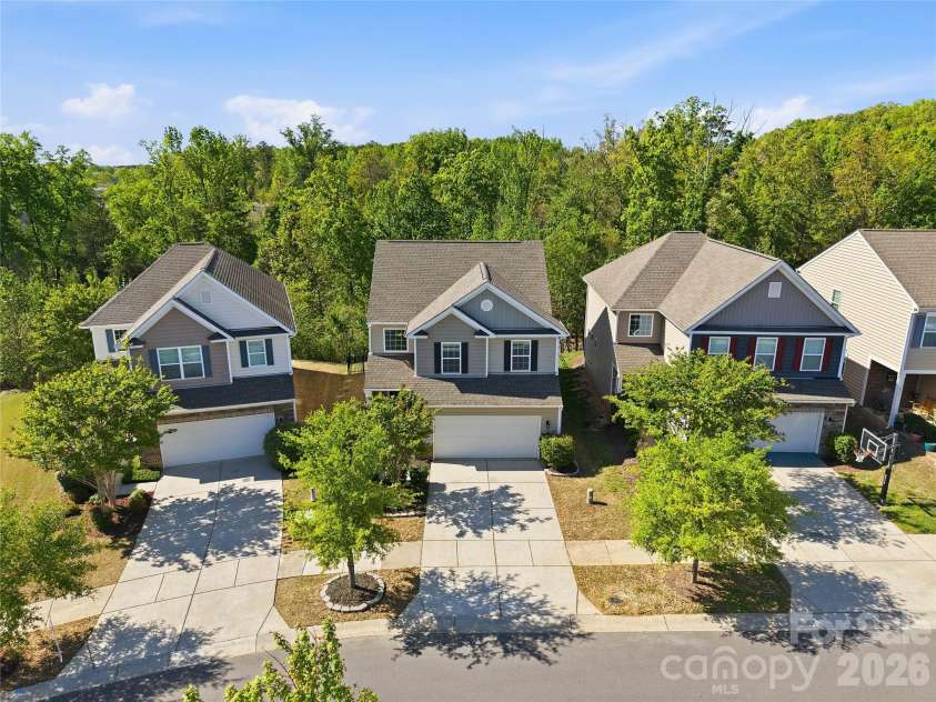 1274 Hideaway Gulch Drive, Fort Mill, SC 29715.  MLS# CAR4368107, YatesRealty ID 12526. 