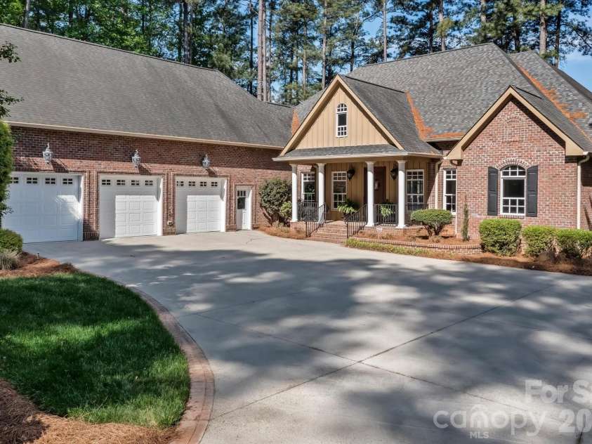 17821 Carlow Road, Cornelius, NC 28031.  MLS# CAR4364716, YatesRealty ID 12527. 