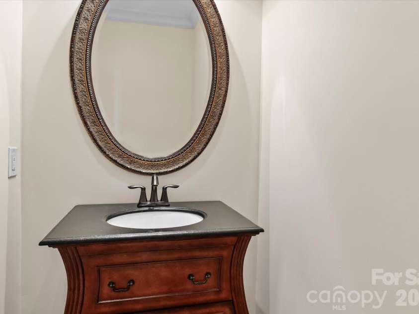17821 Carlow Road, Cornelius, NC 28031.  MLS# CAR4364716, YatesRealty ID 12527. 