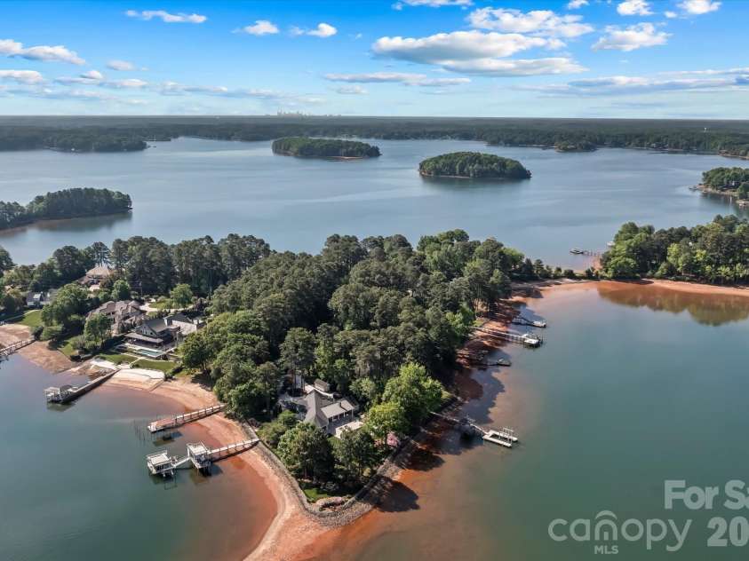 17821 Carlow Road, Cornelius, NC 28031.  MLS# CAR4364716, YatesRealty ID 12527. 