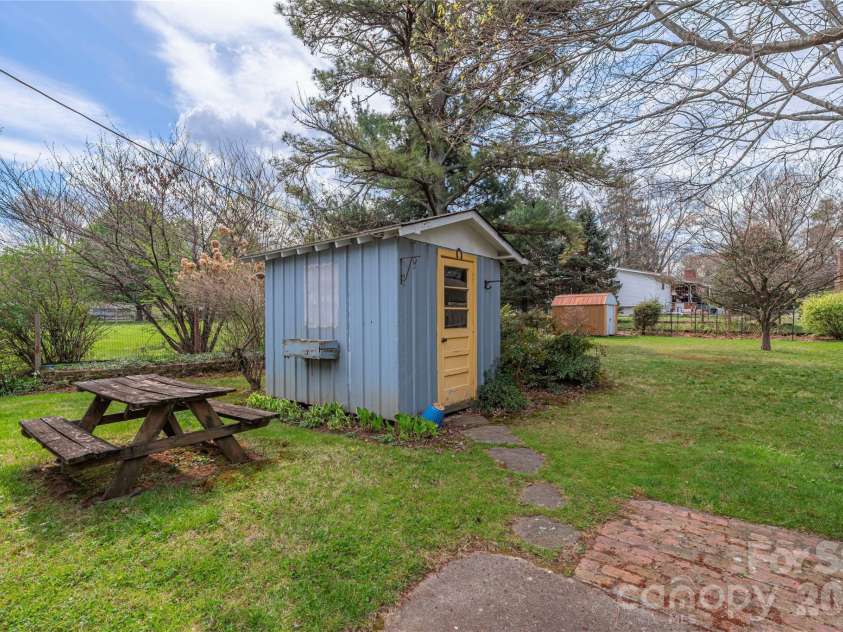 66 Hazel Street, Waynesville, NC 28786.  MLS# CAR4366235, YatesRealty ID 12528. 