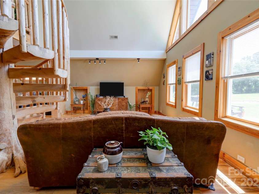 1307 Tiffany Lane, Shelby, NC 28152.  MLS# CAR4252661, YatesRealty ID 12529. 