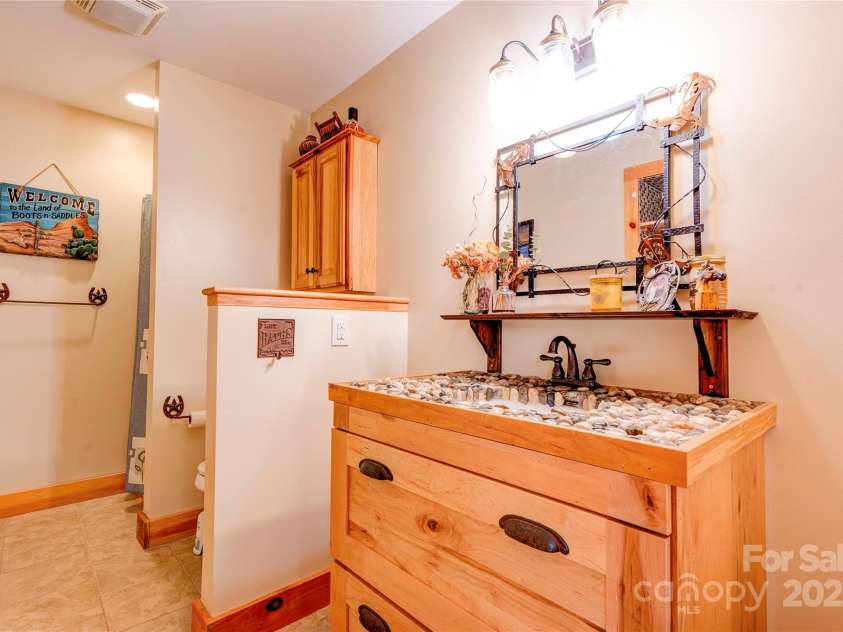 1307 Tiffany Lane, Shelby, NC 28152.  MLS# CAR4252661, YatesRealty ID 12529. 