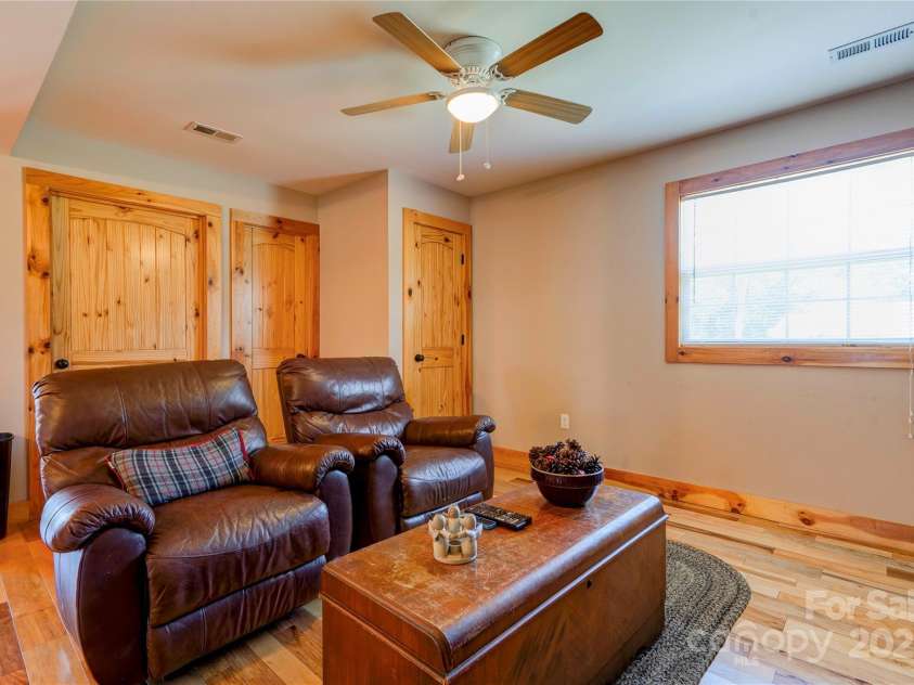 1307 Tiffany Lane, Shelby, NC 28152.  MLS# CAR4252661, YatesRealty ID 12529. 
