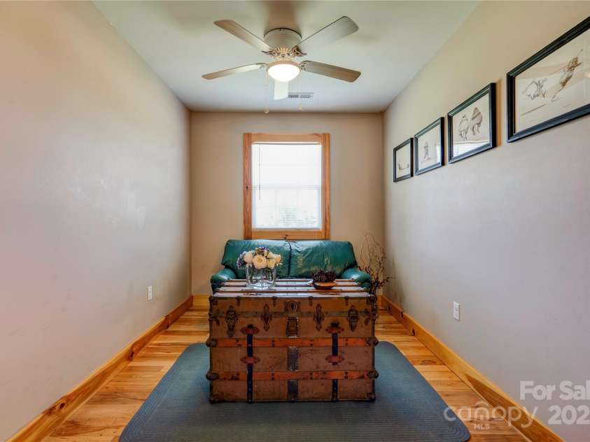 1307 Tiffany Lane, Shelby, NC 28152.  MLS# CAR4252661, YatesRealty ID 12529. 