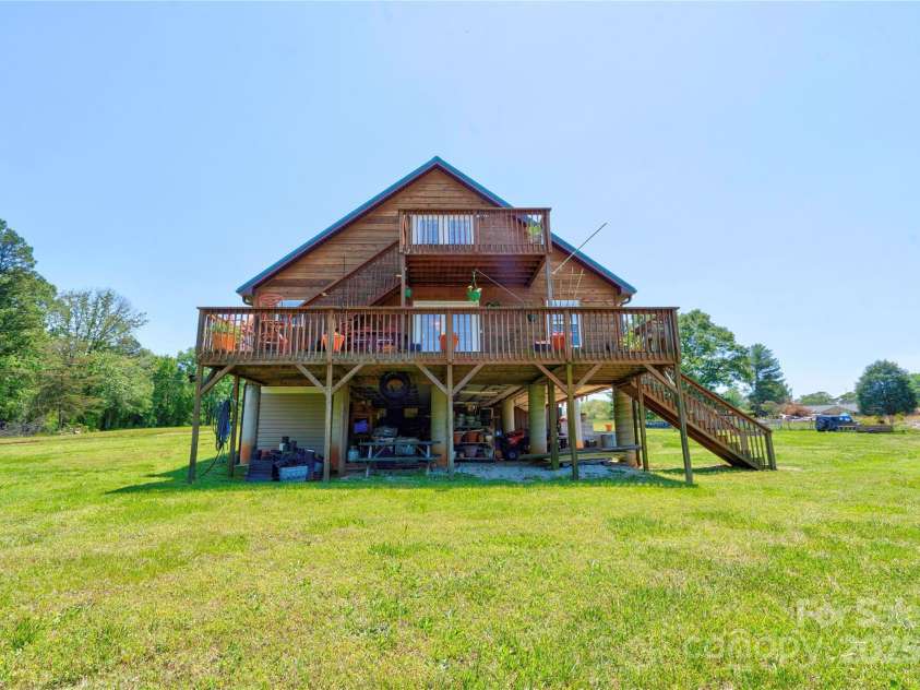 1307 Tiffany Lane, Shelby, NC 28152.  MLS# CAR4252661, YatesRealty ID 12529. 