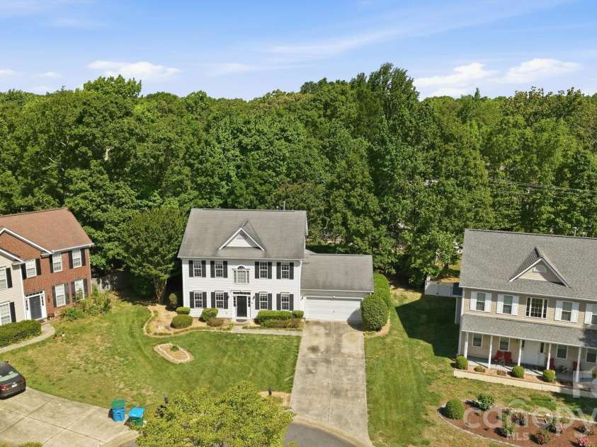 3916 Grace Court, Indian Trail, NC 28079.  MLS# CAR4367122, YatesRealty ID 12529. Cul-de-sac Aerial View
