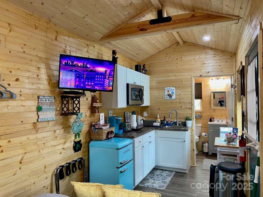 119 & 127 Deer Hill Lane, Weaverville, NC 28787.  MLS# CAR4212708, YatesRealty ID 1253. 