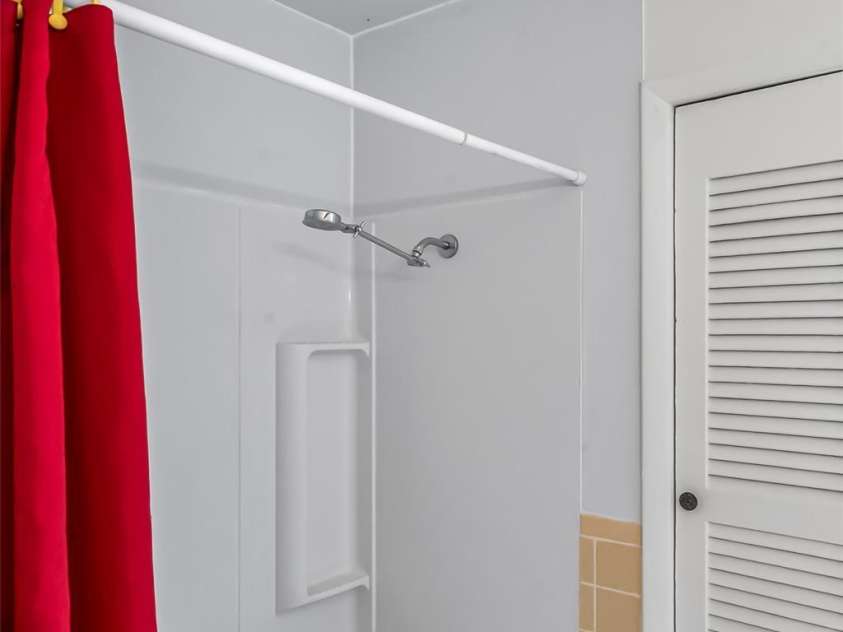 5325 US 70 Highway, Marion, NC 28752.  MLS# CAR4305207, YatesRealty ID 1253. 