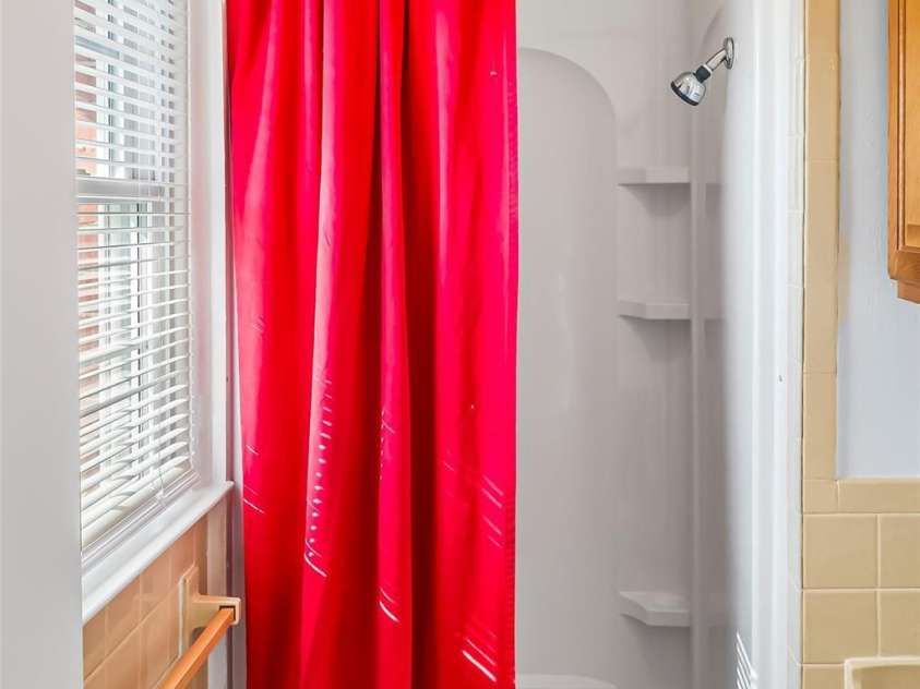 5325 US 70 Highway, Marion, NC 28752.  MLS# CAR4305207, YatesRealty ID 1253. 