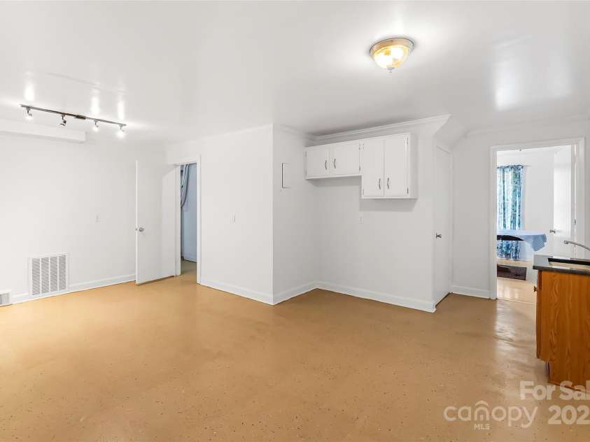 5325 US 70 Highway, Marion, NC 28752.  MLS# CAR4305207, YatesRealty ID 1253. Basement kitchen