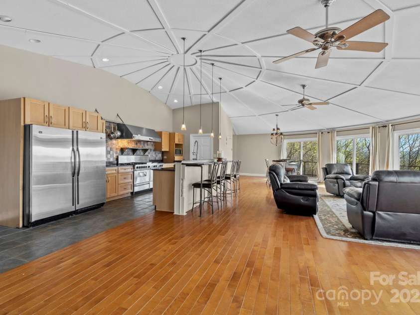 1280 Cathey Cove Road, Waynesville, NC 28786.  MLS# CAR4249357, YatesRealty ID 12531. 