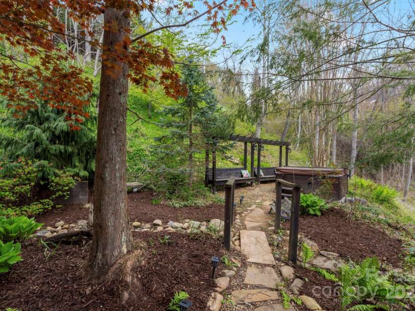 1280 Cathey Cove Road, Waynesville, NC 28786.  MLS# CAR4249357, YatesRealty ID 12531. 