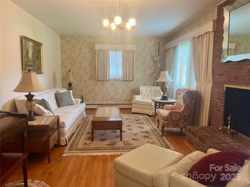 2135 Enon Road, Morganton, NC 28655.  MLS# CAR4257475, YatesRealty ID 12533. Living Room