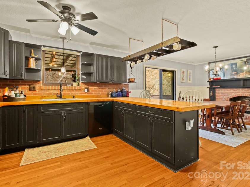 1697 Balm Highway, Banner Elk, NC 28604.  MLS# CAR4232252, YatesRealty ID 12535. 