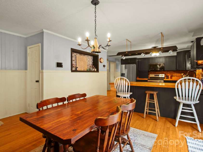 1697 Balm Highway, Banner Elk, NC 28604.  MLS# CAR4232252, YatesRealty ID 12535. 