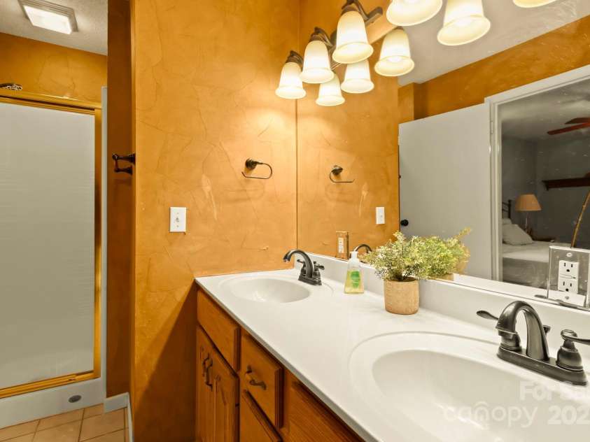 1697 Balm Highway, Banner Elk, NC 28604.  MLS# CAR4232252, YatesRealty ID 12535. 