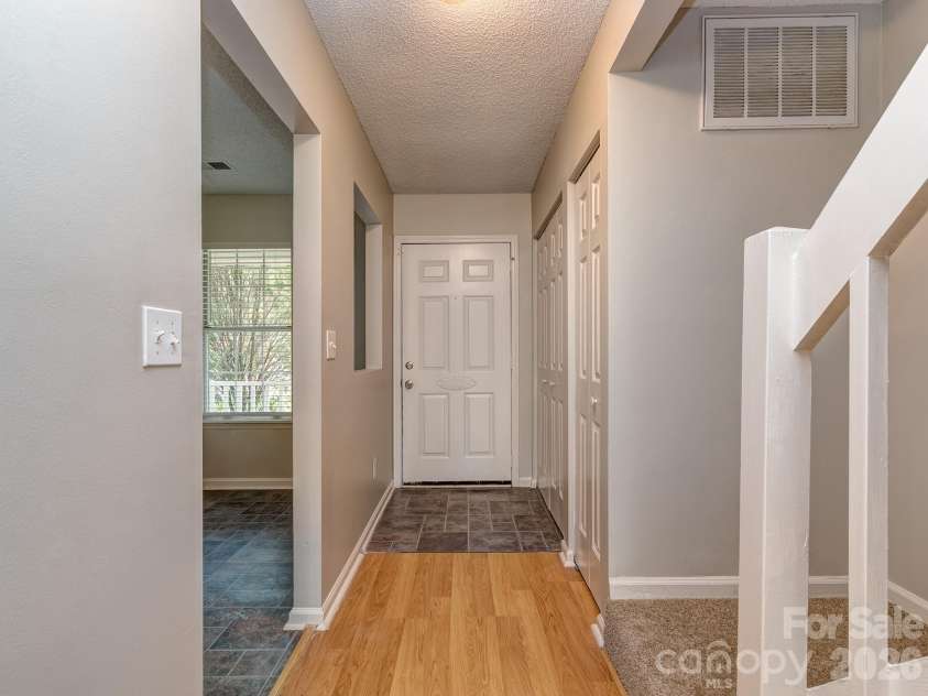 8211 Golf Ridge Drive, Charlotte, NC 28277.  MLS# CAR4365796, YatesRealty ID 12538. 