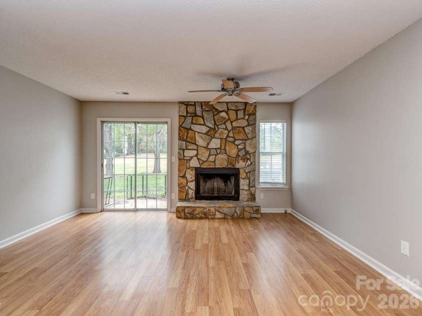 8211 Golf Ridge Drive, Charlotte, NC 28277.  MLS# CAR4365796, YatesRealty ID 12538. 