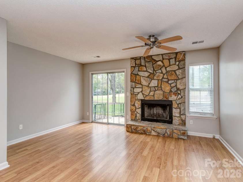 8211 Golf Ridge Drive, Charlotte, NC 28277.  MLS# CAR4365796, YatesRealty ID 12538. 